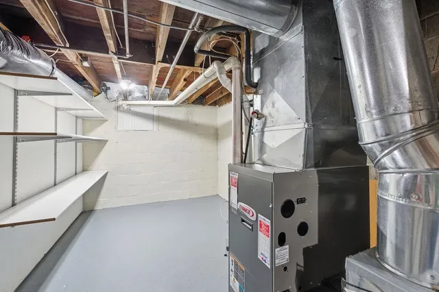 $389,900 | 5987 County Road East, Omro, WI 54963