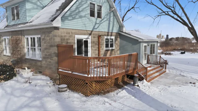 $389,900 | 5987 County Road East, Omro, WI 54963