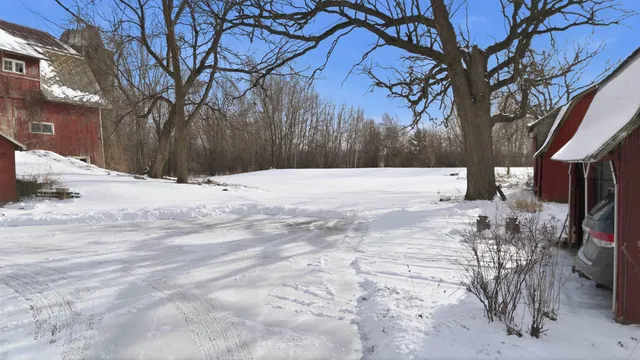 $389,900 | 5987 County Road East, Omro, WI 54963