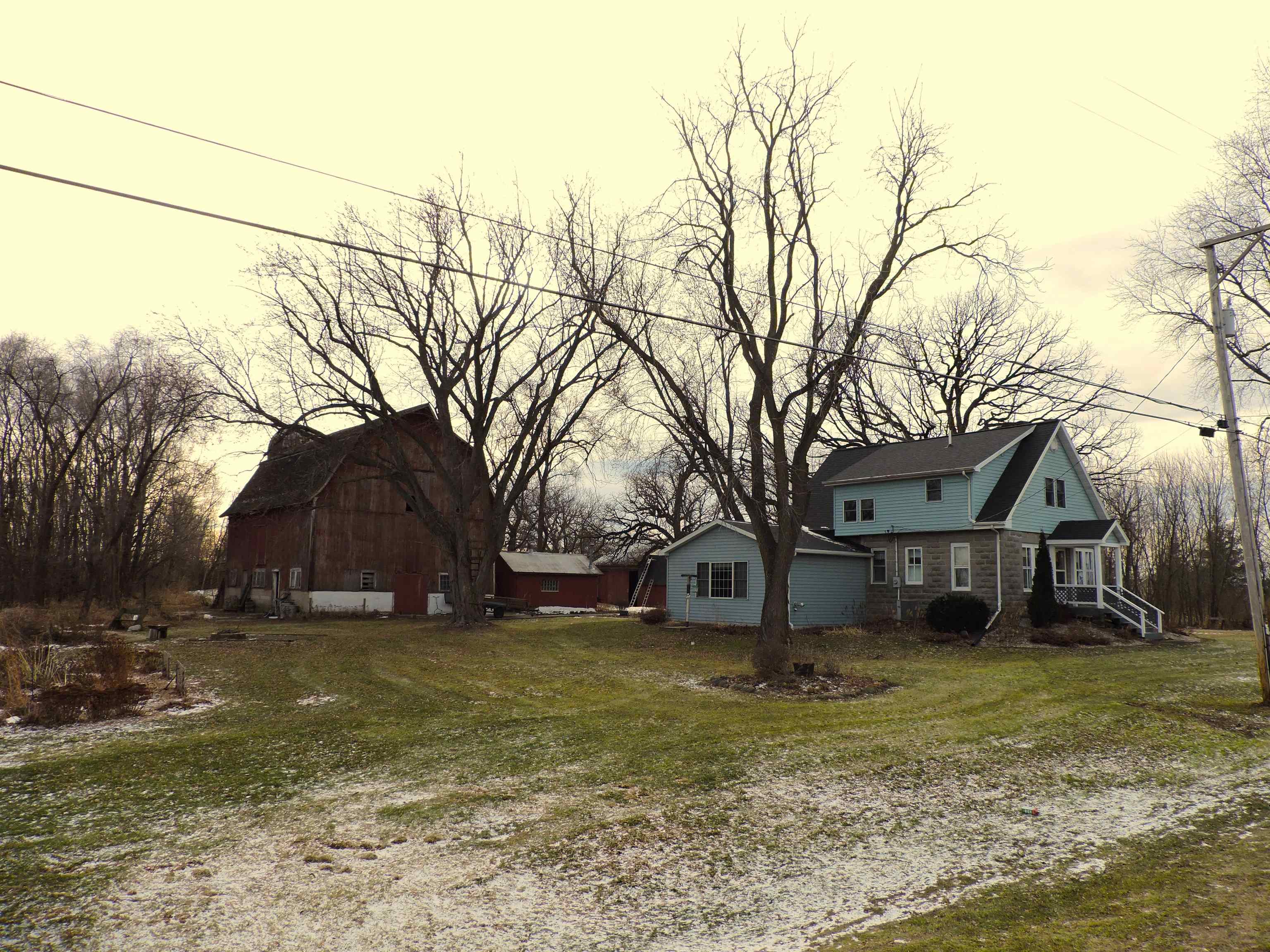 5987 County Road East Omro, WI 54963 - Photo 7 of 8