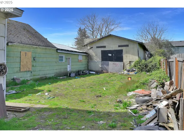 $600,000 | 168-150 North Cleveland Street, Eugene, OR 97402