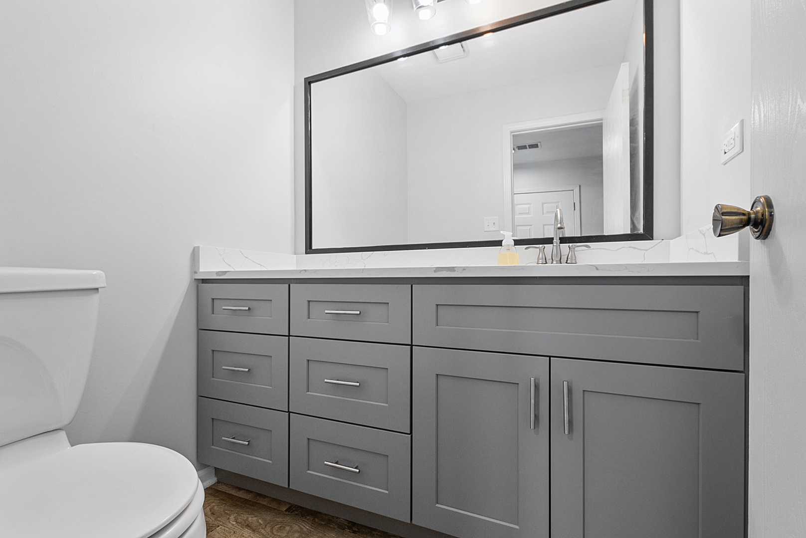 7024 Olde Gatehouse Road Tinley Park, IL 60477 - Photo 14 of 25