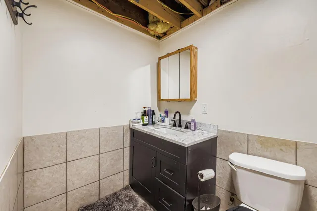 $324,900 | 3977 Clover Avenue, Vadnais Heights, MN 55127