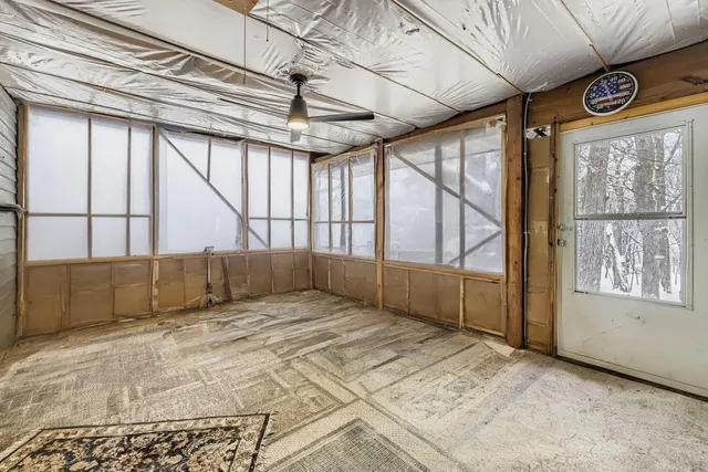 $324,900 | 3977 Clover Avenue, Vadnais Heights, MN 55127