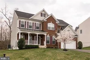 $699,900 | 3204 Lost Pond Court, Triangle, VA 22172