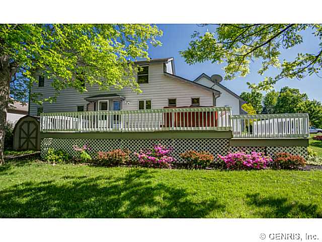 8 Bram Hall Drive Greece, NY 14626 - Photo 2 of 20 Exterior Front