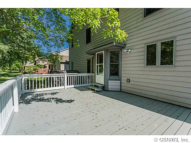 8 Bram Hall Drive Greece, NY 14626 - Photo 4 of 20 Exterior Front