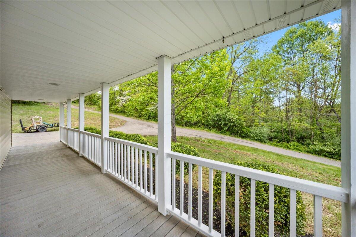 3380 Hamburg Road Southwest Lancaster, OH 43130 - Photo 14 of 68 Gallery Image 14