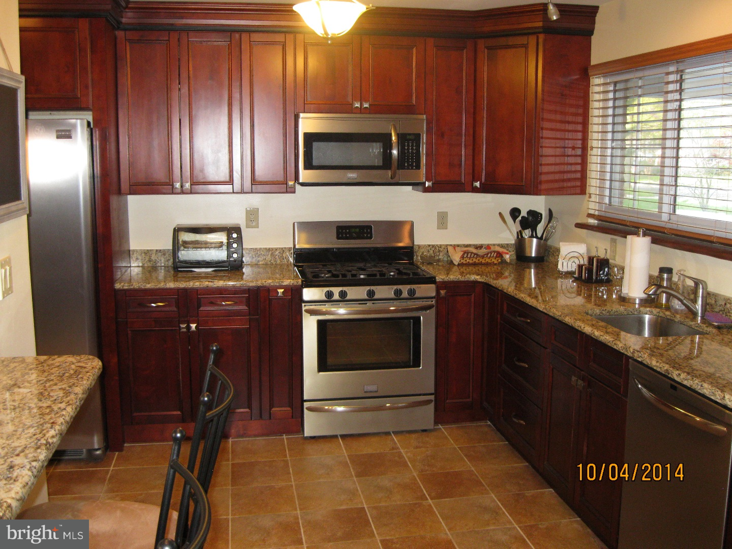 136 Covered Bridge Road Cherry Hill, NJ 08034 - Photo 1 of 25 Gallery Image 1