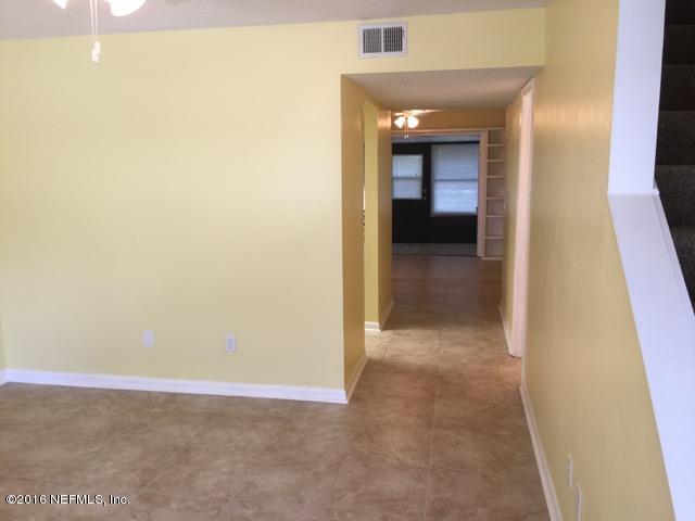 1223 The Grove Road, Unit 9 Orange Park, FL 32073 - Photo 15 of 19 15