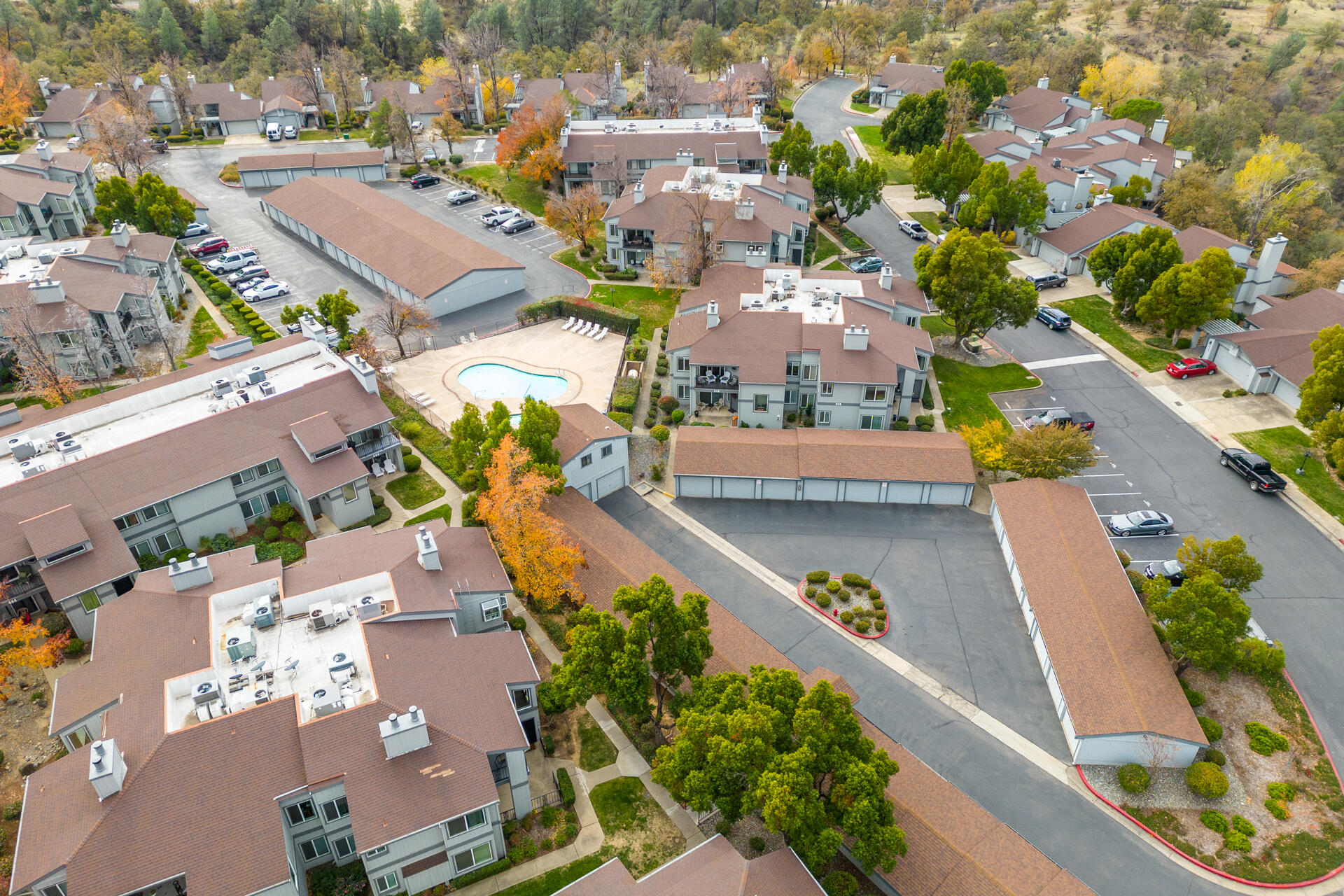 466 Ridgecrest Trail, Unit 136 Redding, CA 96003 - Photo 13 of 16 an aerial view of a city with lots of residential buildings