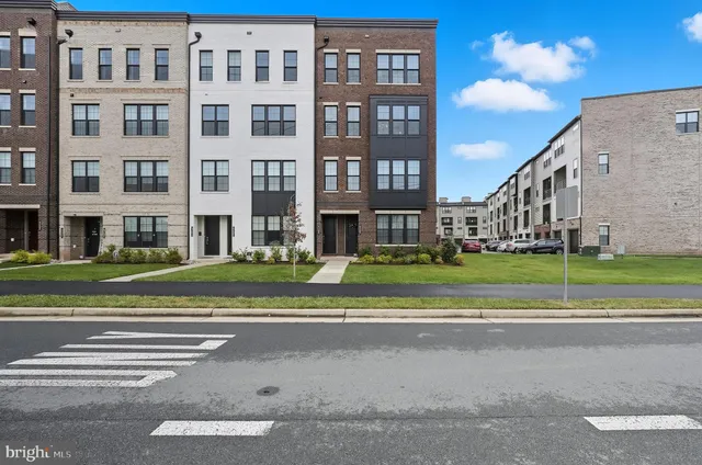 $3,950 | 43489 Old Ryan Road, Ashburn, VA 20148