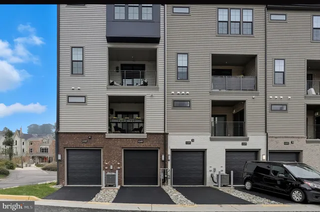 $3,950 | 43489 Old Ryan Road, Ashburn, VA 20148