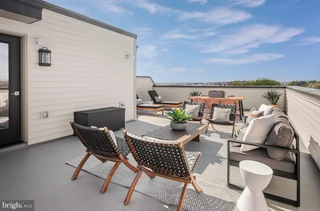 $3,950 | 43489 Old Ryan Road, Ashburn, VA 20148