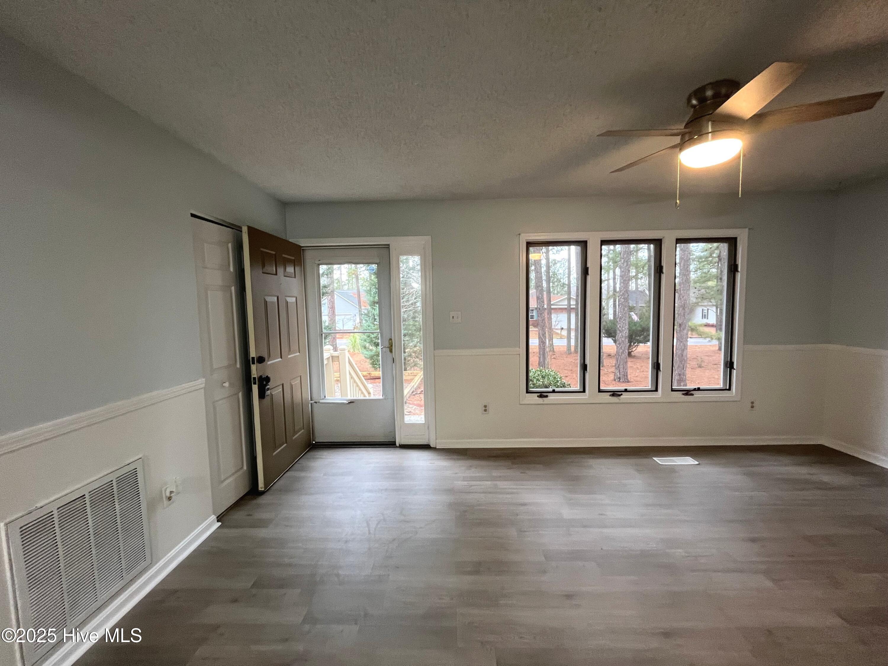 2550 Longleaf Drive Southwest Pinehurst, NC 28374 - Photo 2 of 14 2550 living 5