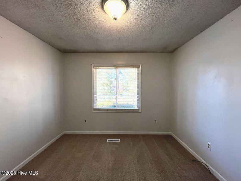 2550 Longleaf Drive Southwest Pinehurst, NC 28374 - Photo 6 of 14 2550 g bed 1