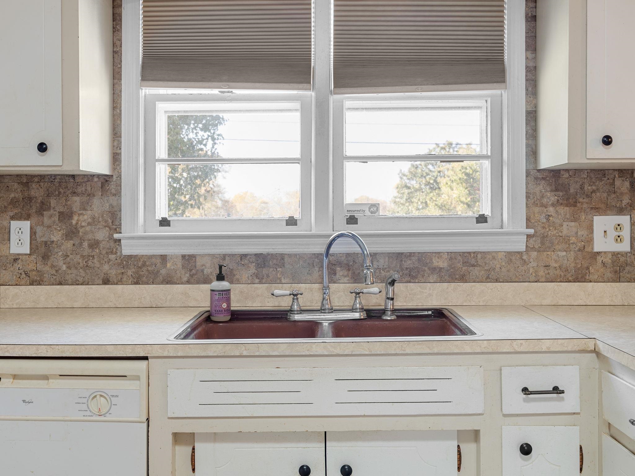 397 Virginia Avenue Lyman, SC 29365 - Photo 10 of 34