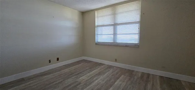 $1,800 | 250 Jacaranda Drive, Unit 604, Plantation, FL 33324