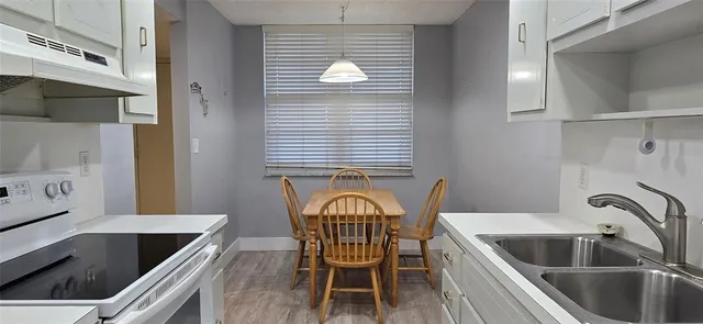 $1,800 | 250 Jacaranda Drive, Unit 604, Plantation, FL 33324