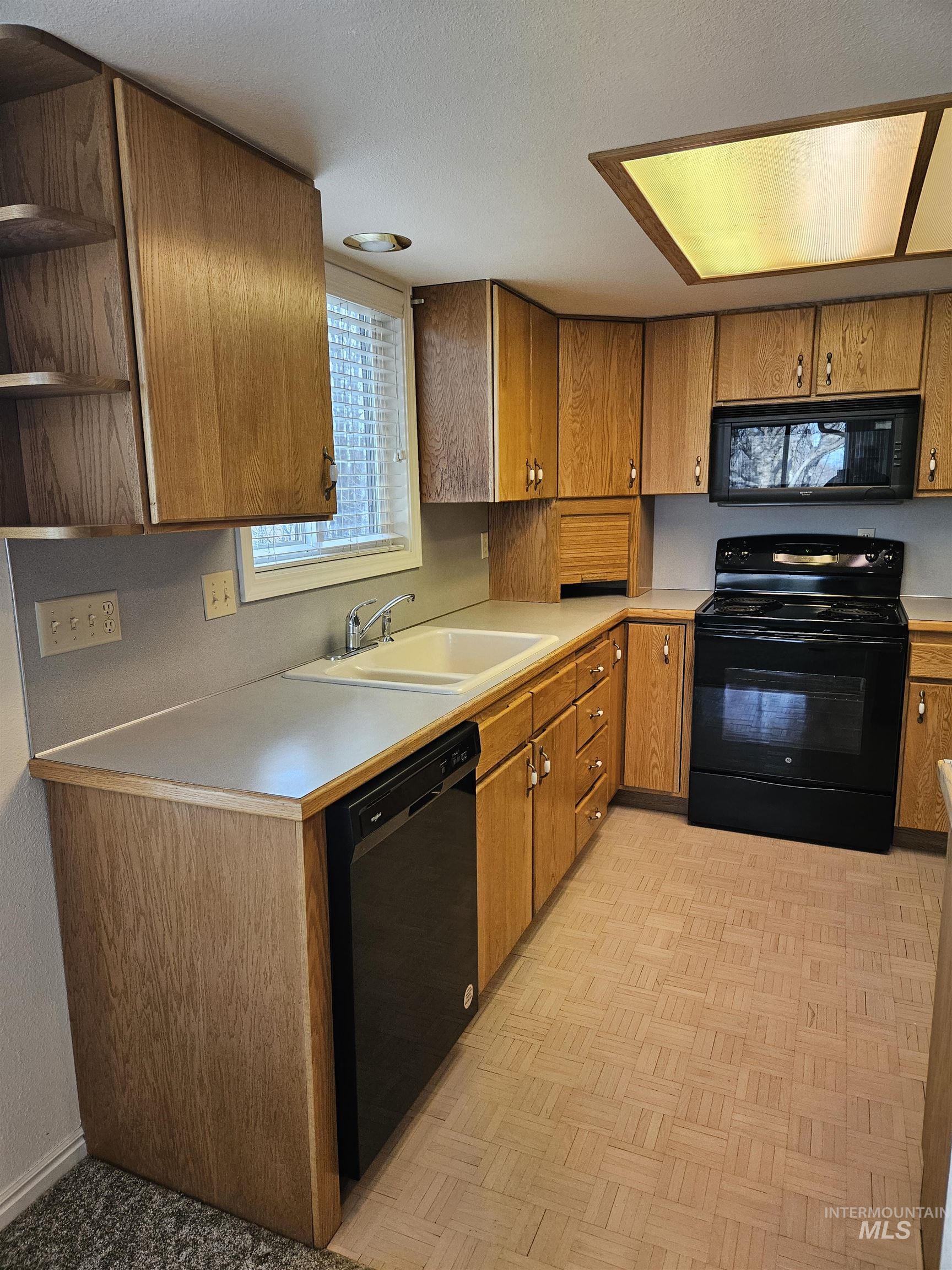 353 Elm Street North, Unit 6 Twin Falls, ID 83301 - Photo 9 of 30