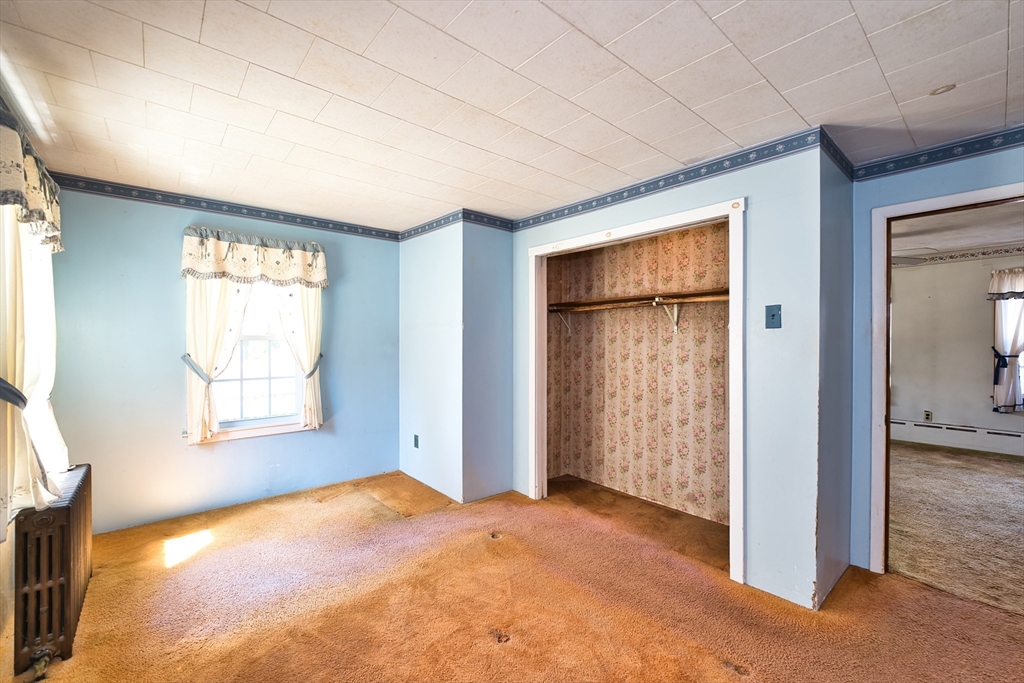504 Russells Mills Road Dartmouth, MA 02748 - Photo 16 of 27