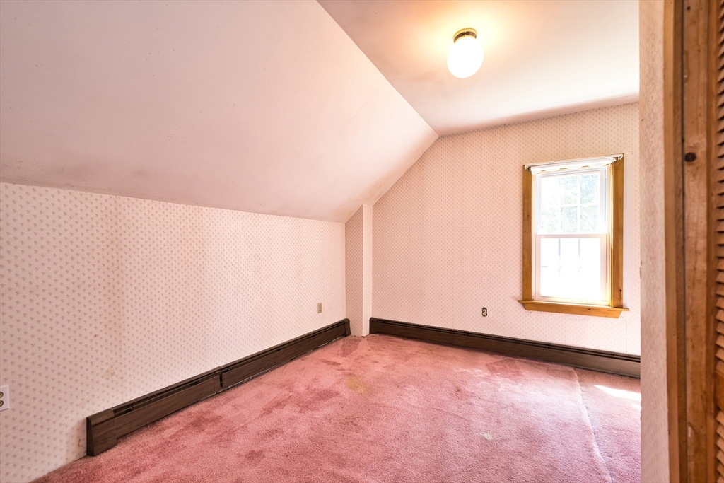 504 Russells Mills Road Dartmouth, MA 02748 - Photo 17 of 27