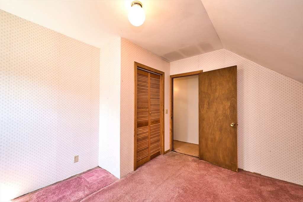504 Russells Mills Road Dartmouth, MA 02748 - Photo 18 of 27