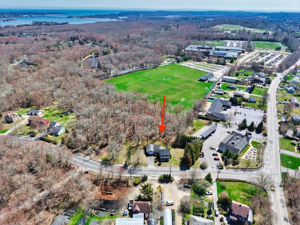 504 Russells Mills Road Dartmouth, MA 02748 - Photo 4 of 27