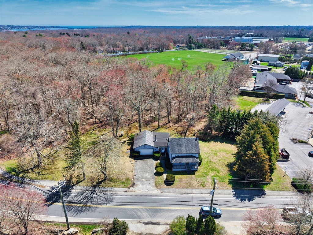 504 Russells Mills Road Dartmouth, MA 02748 - Photo 5 of 27