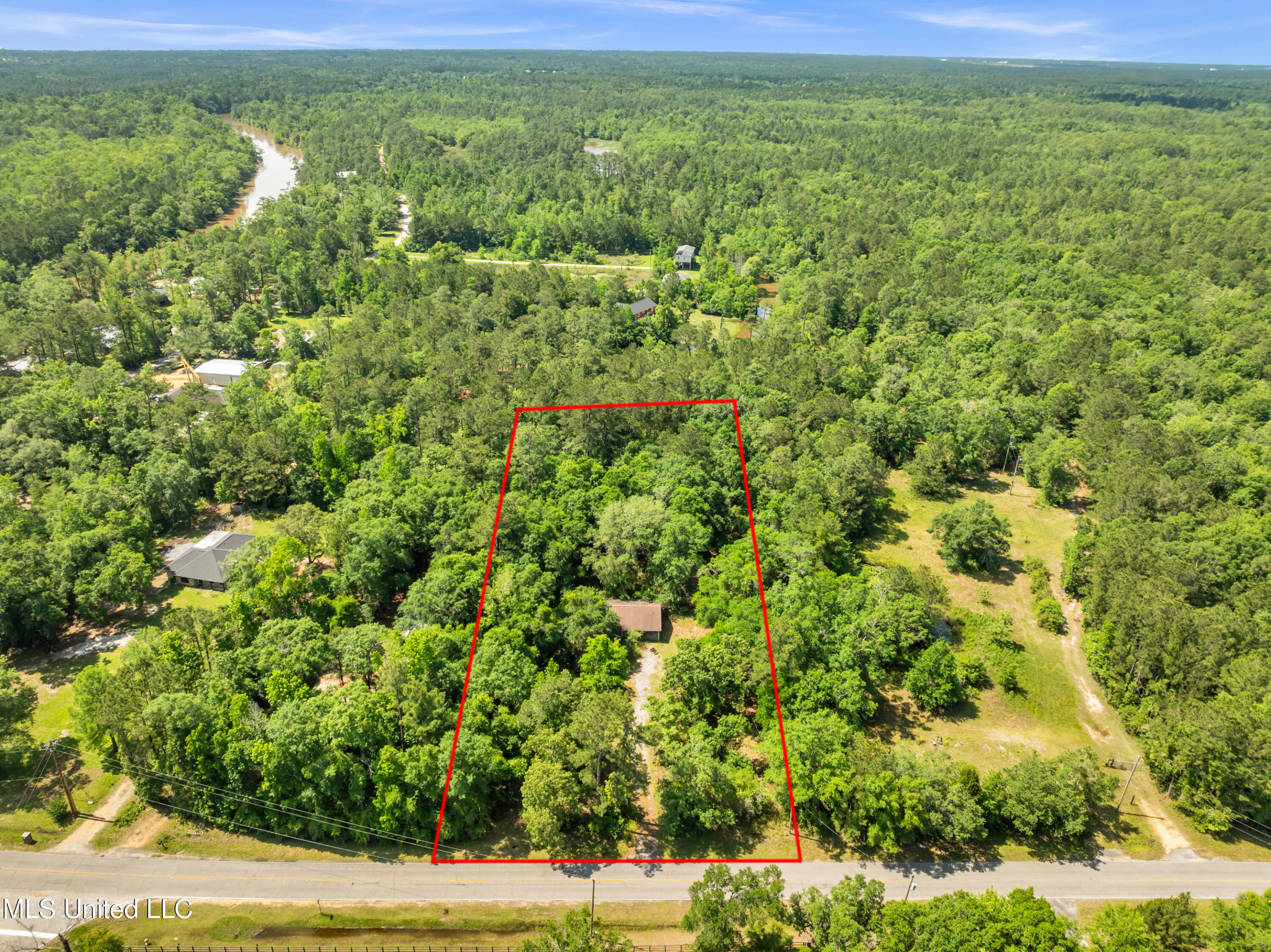 22165 Bells Ferry Road Pass Christian, MS 39571 - Photo 4 of 11 22165BellsFerryRd-4