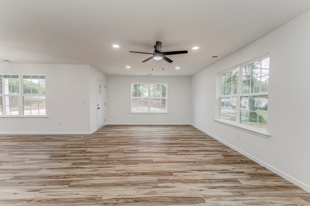 4685 Mitchell Bridge Road Northeast Dalton, GA 30721 - Photo 7 of 43 Gallery Image 7