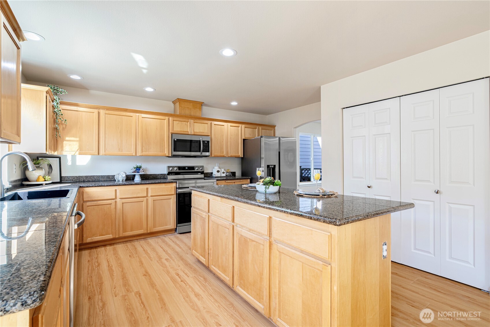 5125 Northeast 10th Place Renton, WA 98059 - Photo 10 of 31