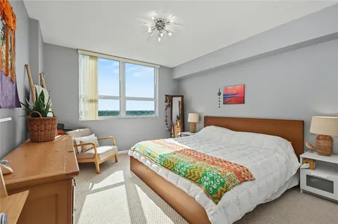 $525,000 | 600 West Las Olas Boulevard, Unit 1221N, Fort Lauderdale, FL 33312