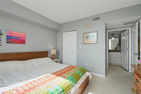 $525,000 | 600 West Las Olas Boulevard, Unit 1221N, Fort Lauderdale, FL 33312