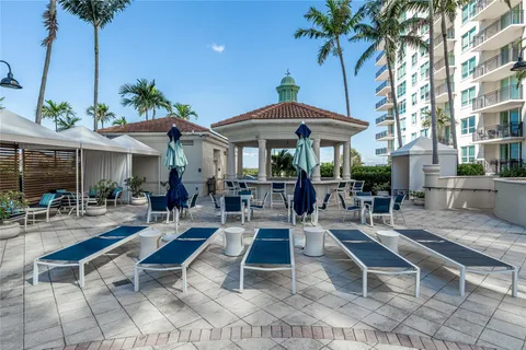 $525,000 | 600 West Las Olas Boulevard, Unit 1221N, Fort Lauderdale, FL 33312