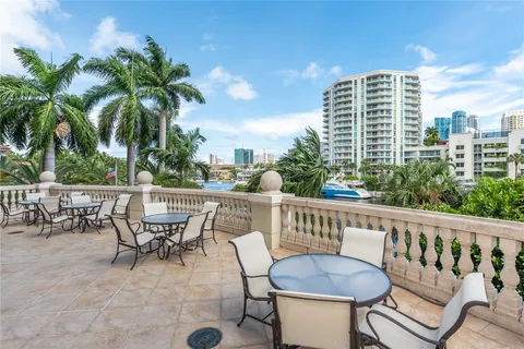 $525,000 | 600 West Las Olas Boulevard, Unit 1221N, Fort Lauderdale, FL 33312