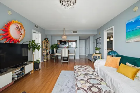 $525,000 | 600 West Las Olas Boulevard, Unit 1221N, Fort Lauderdale, FL 33312