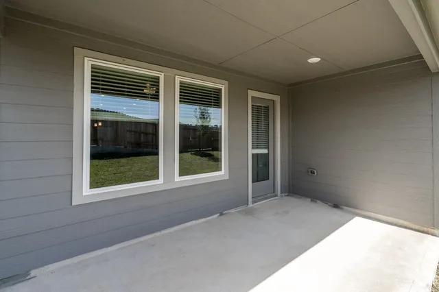 $2,050 | 18615 Century Pne Lane, Montgomery, TX 77316