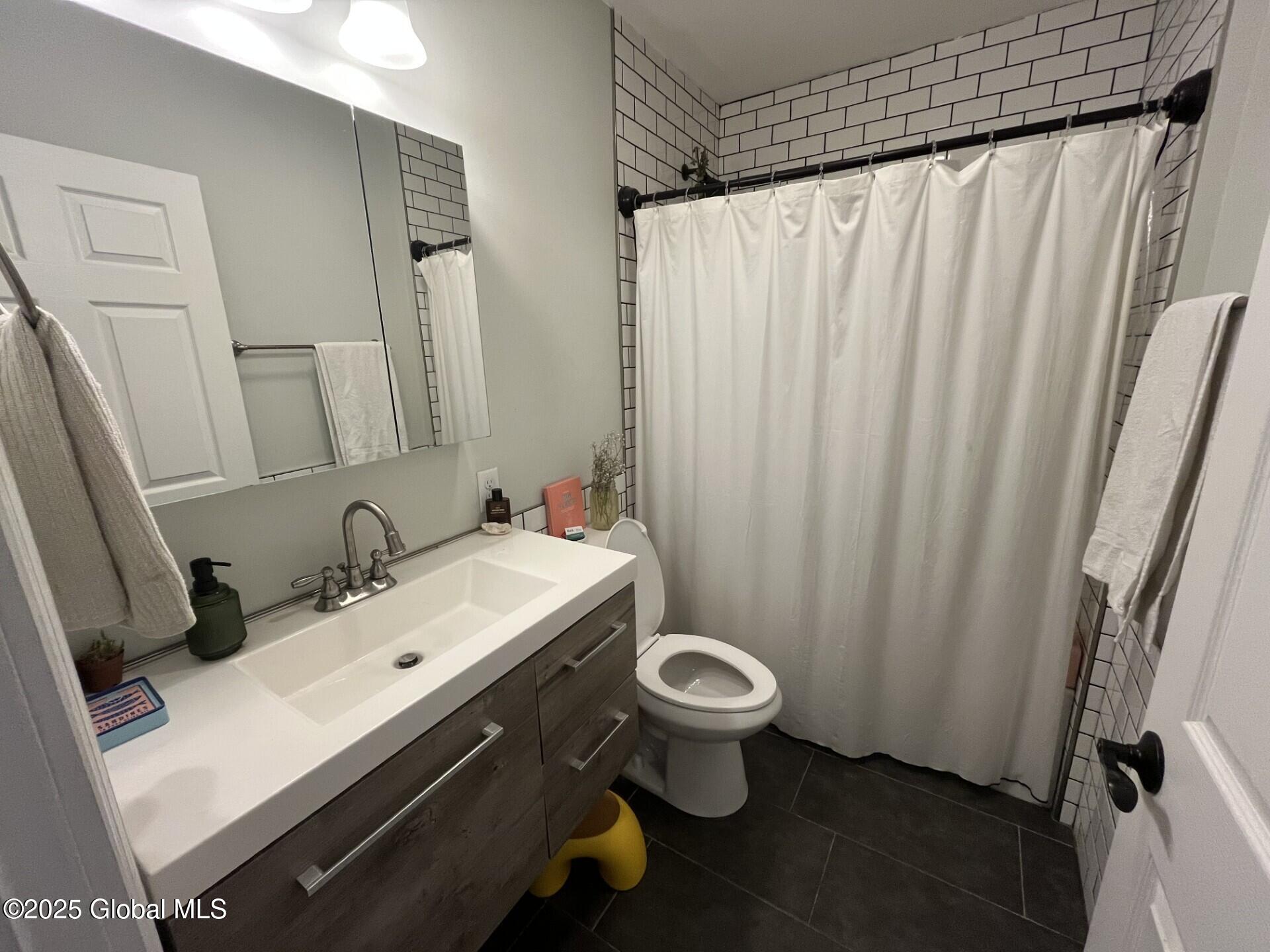 37 Maiden Lane, Unit 3A Albany, NY 12207 - Photo 14 of 20 bath2