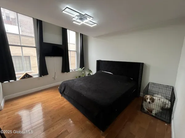 $1,800 | 37 Maiden Lane, Unit 3A, Albany, NY 12207