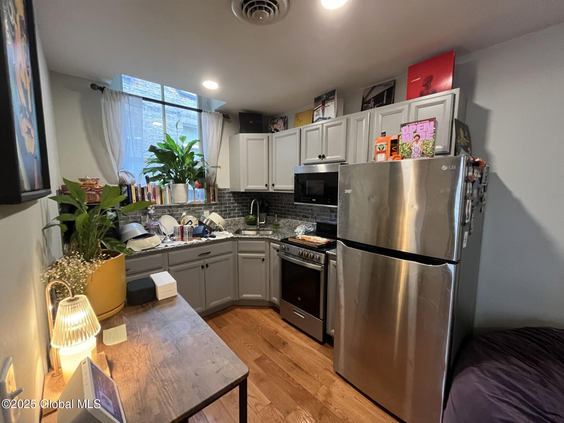 37 Maiden Lane, Unit 3A Albany, NY 12207 - Photo 9 of 20 kitchen