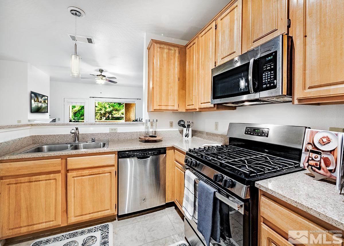 900 South Meadows Parkway, Unit 423 Reno, NV 89521 - Photo 10 of 35 Photo 10