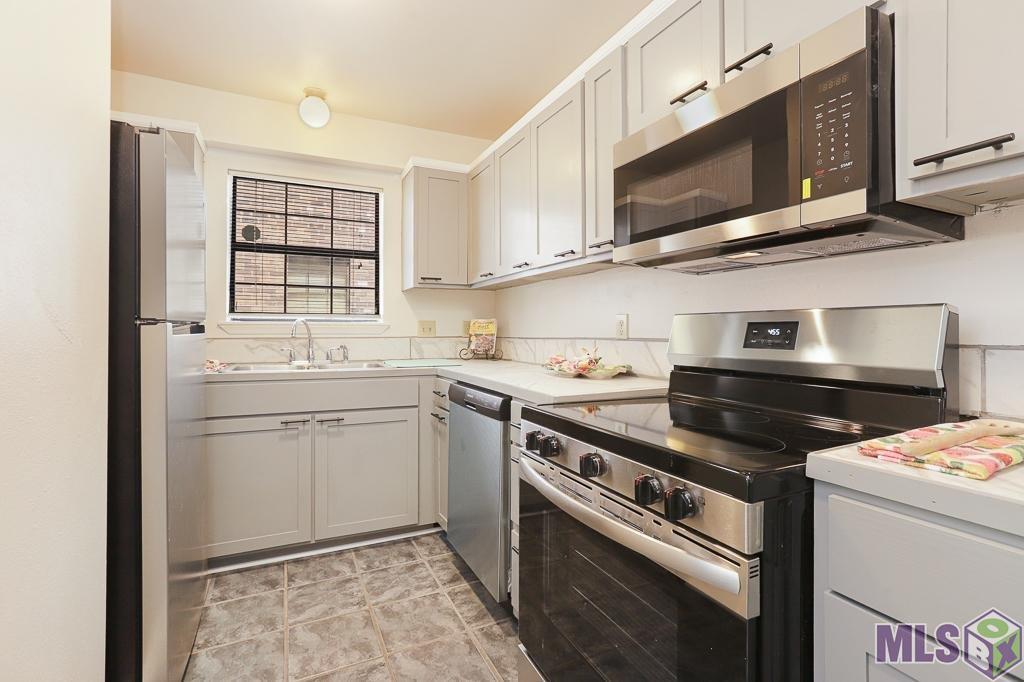3421 O'Neal Lane, Unit A Baton Rouge, LA 70816 - Photo 10 of 24