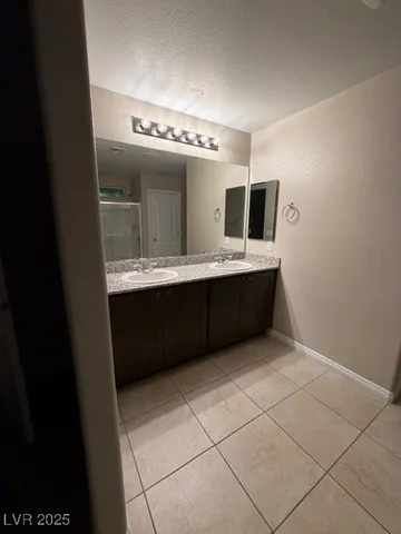 $2,200 | 3945 East Gunnison Avenue, Pahrump, NV 89061