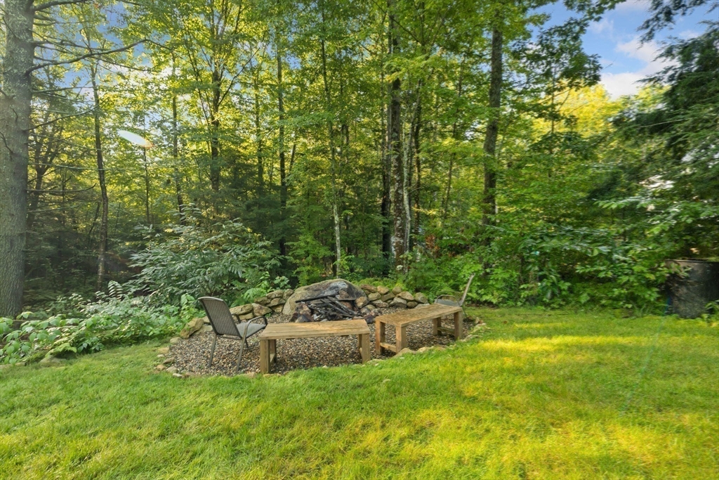 176 Cut Off Road Barre, MA 01005 - Photo 38 of 42