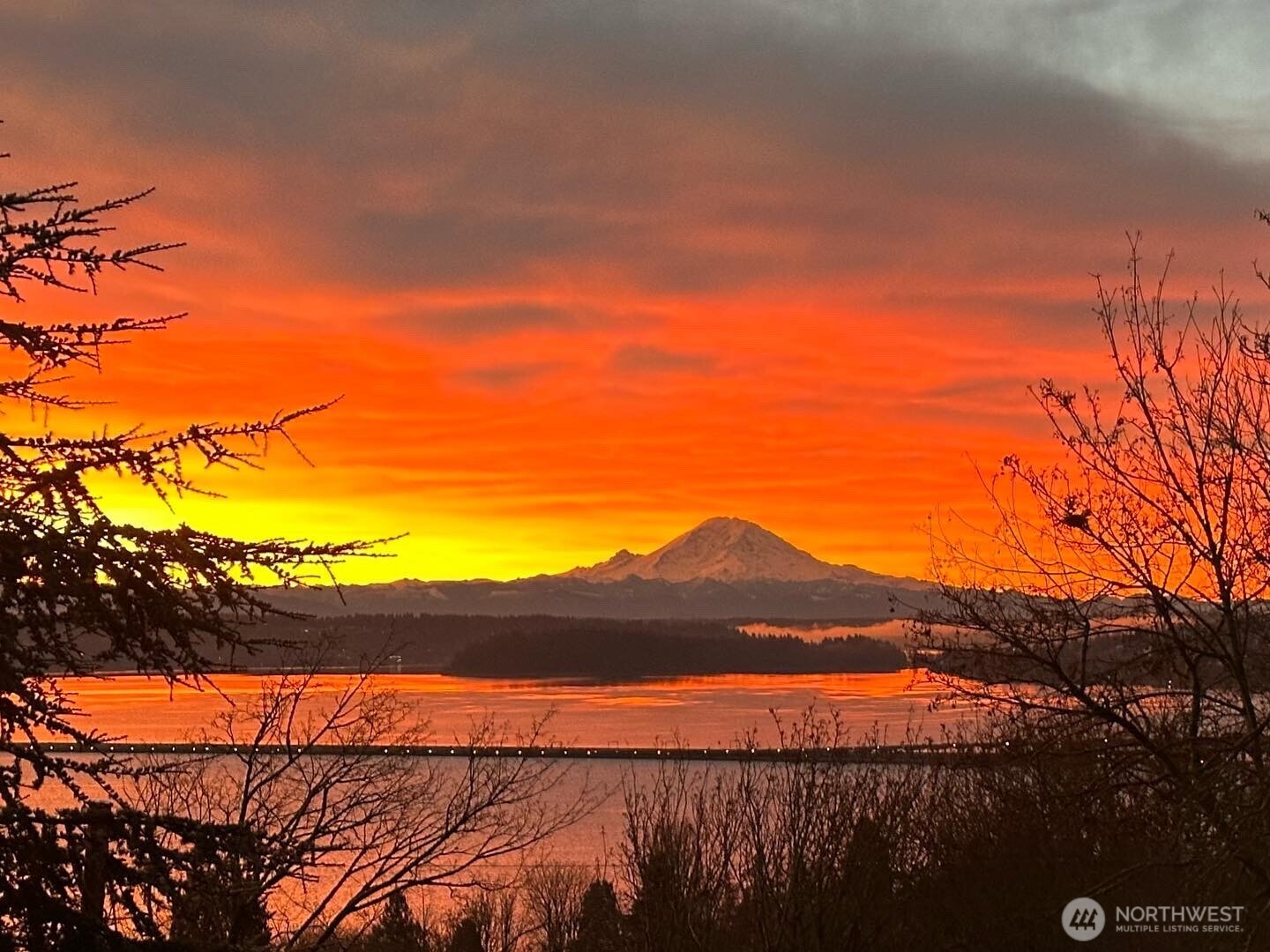 3322 East Terrace Street Seattle, WA 98122 - Photo 34 of 39 a view of an ocean