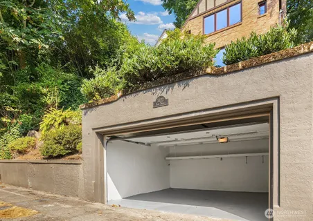 $1,798,000 | 3322 East Terrace Street, Seattle, WA 98122