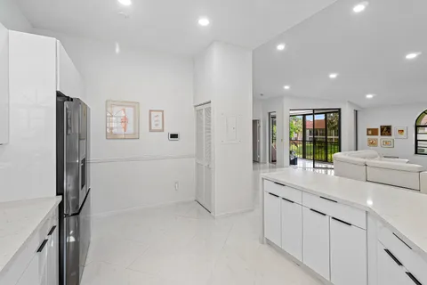 $330,000 | 5171 Europa Drive, Unit G, Boynton Beach, FL 33437