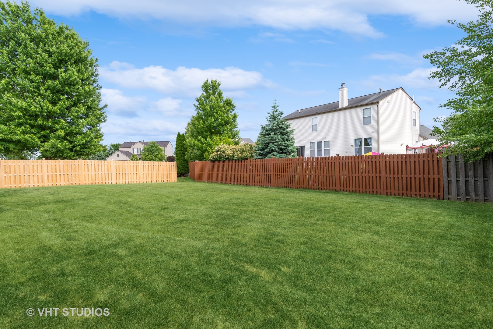 11751 Glenn Circle Plainfield, IL 60585 - Photo 19 of 19 a view of backyard with green space