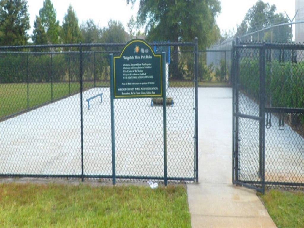 Caesar Avenue Orlando, FL 32833 - Photo 10 of 12 a view of outdoor space and yard